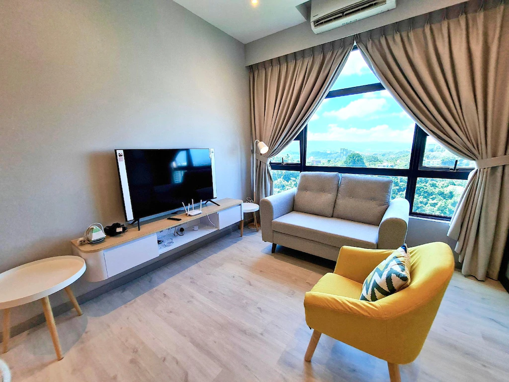 Sabah travel adventure kota kinabalu Sunset Seaview Vacation Condos Jesselton Quay 15